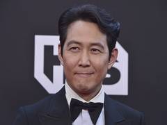 
      
      Lee Jung-jae wins Best Actor in a Drama Series at US Critics...
      
      
