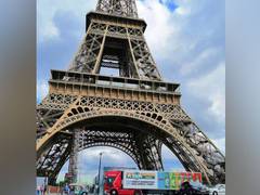 
      
      Chamisul appears at Eiffel Tower... Global truck wraps...
      
      