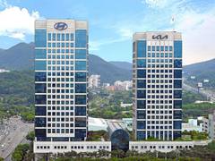 
      
      Hyundai Motor posts operating profit of 6.6789 trillion won...
      
      