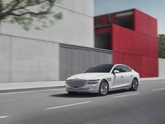 
      
      Hyundai Motor's Q3 operating profit reaches 1.6 trillion won,...
      
      