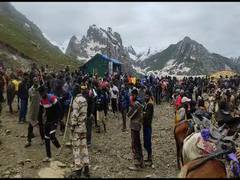 
      
      J-K: Amarnath Yatra resumes on Pahalgam route as weather improves
      
      