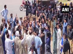 
      
      Muzaffarabad: Police manhandle, arrest demonstrators...
      
      
