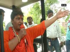 
      
      Pragya Thakur calls Digvijaya Singh cunning, inferior
      
      