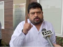 
      
      BJP accuses TRS, AIMIM of rigging, says EVMs better for...
      
      