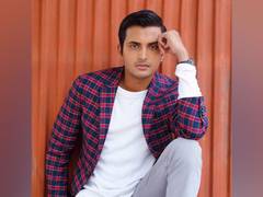 
      
      Bollywood's latest discovery- Ratan Pratap
      
      