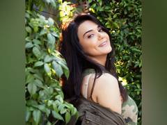 
      
      Don't spread virus, spread love, stay home: Preity Zinta
      
      