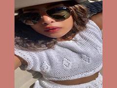 
      
      'It's a good day' for Priyanka Chopra as she basks in the sun
      
      
