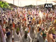 
      
      Farmers protesting against Jan Ashirwad Yatra clash with...
      
      