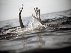 
      
      Delhi: 13-year old girl dies after drowning in lake at Kishangarh
      
      