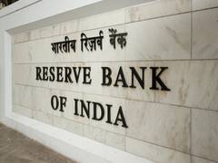 
      
      There is no rupee-rouble trade platform, clarifies RBI
      
      