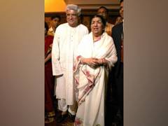 
      
      Javed Akhtar recalls last public event with late Lata Mangeshkar
      
      