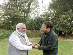 
      
      RLD chief welcomes Congress leader Gajraj Singh to his party...
      
      