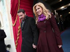 
      
      Kelly Clarkson's estranged husband Brandon Blackstock denies...
      
      