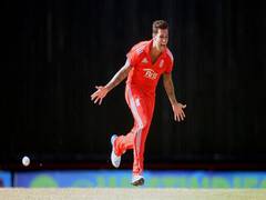 
      
      Derbyshire sign England bowler Jade Dernbach on loan
      
      