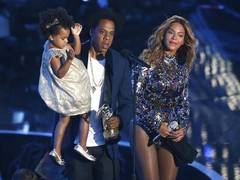 
      
      Beyonce, Jay Z didn't get up as mark of respect to national...
      
      