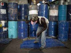 
    Kenya lifts ban on scrap metal trade
    