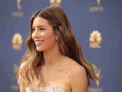 
      
      Jessica Biel looks unrecognizable as convicted murderer in...
      
      