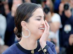 
      
      Is Selena Gomez hinting at new music?
      
      