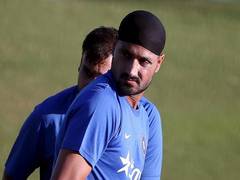 
      
      Harbhajan Singh takes a dig at South Africa's cricket team!
      
      