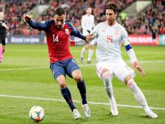 
      
      David Beckham congratulates Sergio Ramos for record-breaking...
      
      