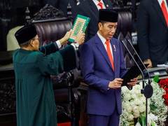 
      
      Indonesia's President Joko Widodo sworn in for final term
      
      