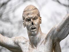 
      
      Zlatan Ibrahimovic's statue vandalised, fans chop off its nose
      
      