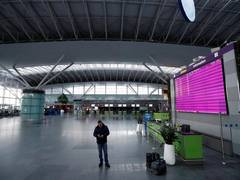 
      
      Coronavirus: 84 flights cancelled at Chennai airport
      
      