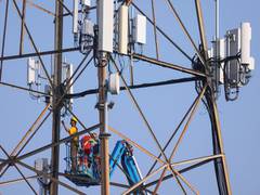 
      
      DoT issues eligibility criteria for 5G spectrum auction
      
      