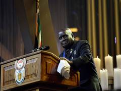 
    Zambia's first president Kaunda dies at 97
    