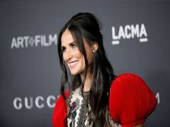 
      
      Demi Moore says she 'changed' herself for each of her 3 marriages
      
      