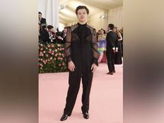 
      
      Harry Styles addresses questions about his sexuality
      
      