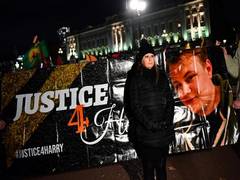 
      
      UK sends extradition request of American diplomat's wife...
      
      