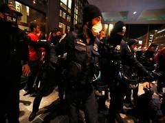 
      
      Violence erupts in Washington as protesters clash with Trump...
      
      