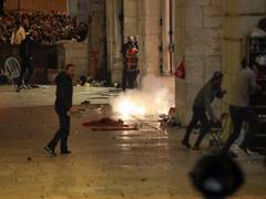 
      
      Israel SC delays hearing on eviction of Palestinian families...
      
      