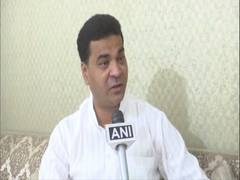 
      
      Will complain to MP Guv about VIP treatment to Kamal Nath's...
      
      