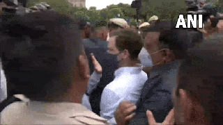 
      
      Rahul Gandhi detained as Congress marches to Rashtrapati Bhavan
      
      