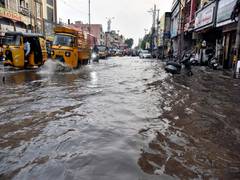 
      
      Sindh govt announces public holiday on Monday amid heavy rain 
      
      