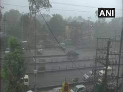 
      
      Madhya Pradesh: Heavy rains lash Bhopal, leads to water-logging
      
      