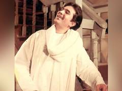 
      
      Twinkle Khanna remembers father Rajesh Khanna on his birth...
      
      