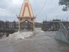 
      
      Heavy rainfall lashes parts of Rajkot in Gujarat
      
      