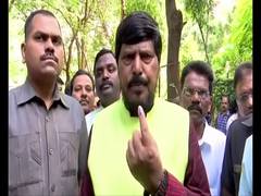 
      
      Our alliance will get 230-240 seats: Ramdas Athawale
      
      