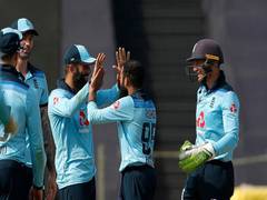 
      
      Ind vs Eng, 2nd ODI: Rashid dismisses Kohli for the ninth...
      
      