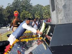 
      
      Uttarakhand CM pays tribute at National Police Memorial
      
      