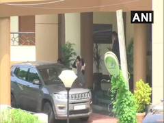 
      
      SSR death case: Rhea, her brother Showik reach DRDO guest...
      
      