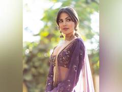 
      
      Rhea Chakraborty looks stunning as she channels her inner...
      
      