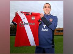 
      
      Oriol Romeu signs new 2.5-year contract with Southampton FC
      
      