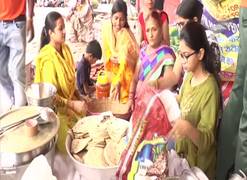 
      
      UP: Kanpur organisation feeds 1.5k needy every Sunday,...
      
      