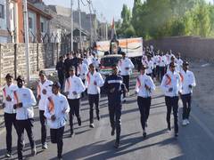
      
      'Run for Fun' organised in Leh to commemorate India's victory...
      
      