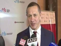 
      
      Russia attracts 32 pc of all foreign investments to its far...
      
      