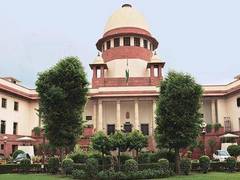
      
      SC seeks centre's response on PIL challenging Triple Talaq law
      
      